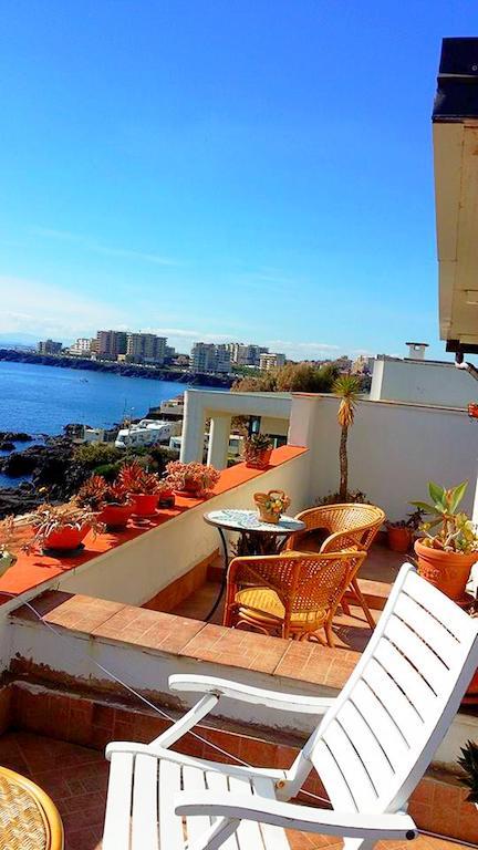 Bed and Breakfast Casa Sul Mare Catania Exterior foto