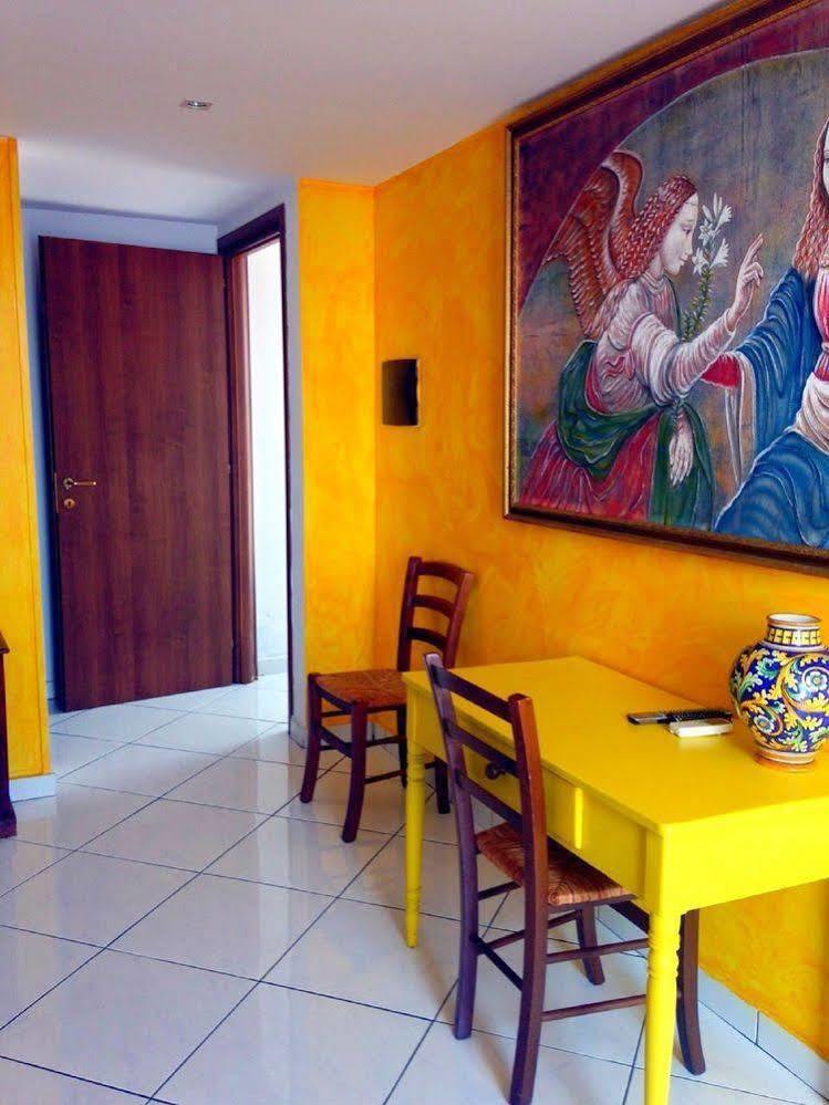 Bed and Breakfast Casa Sul Mare Catania Exterior foto