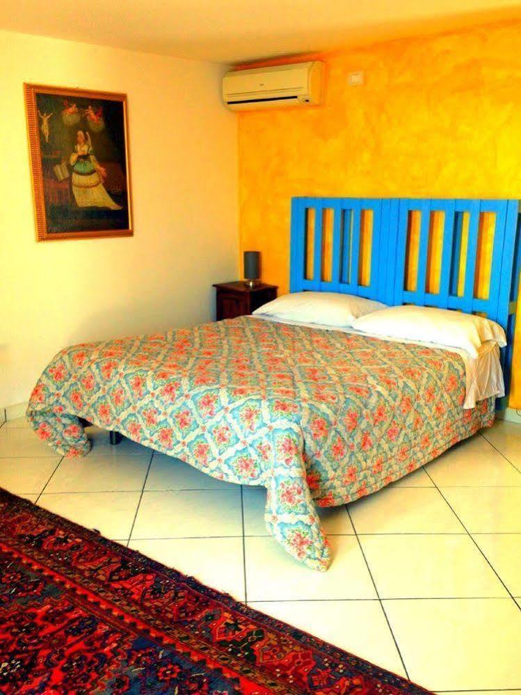 Bed and Breakfast Casa Sul Mare Catania Exterior foto